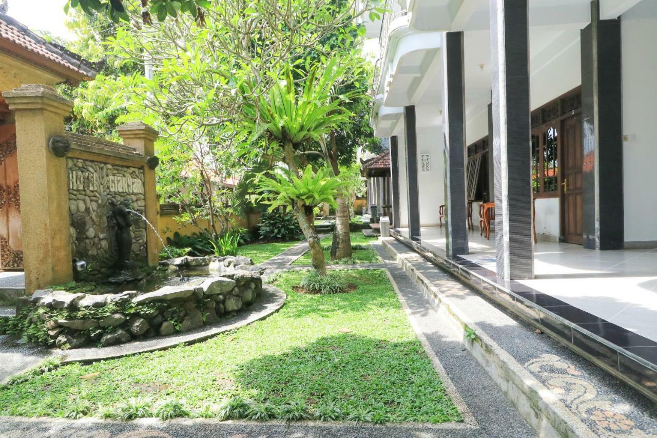 โรงแรมเกียนยาร์ กีอันยาร์ ภายนอก รูปภาพ