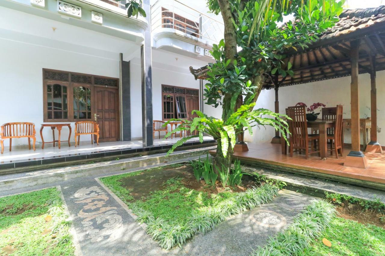 โรงแรมเกียนยาร์ กีอันยาร์ ภายนอก รูปภาพ
